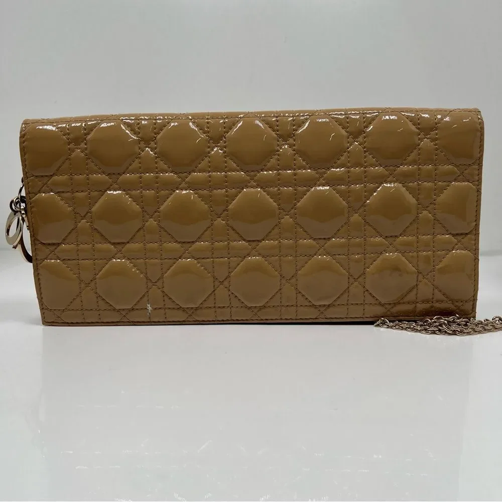 Lady Dior Clutch Patent Leather Beige - Picture 4 of 13